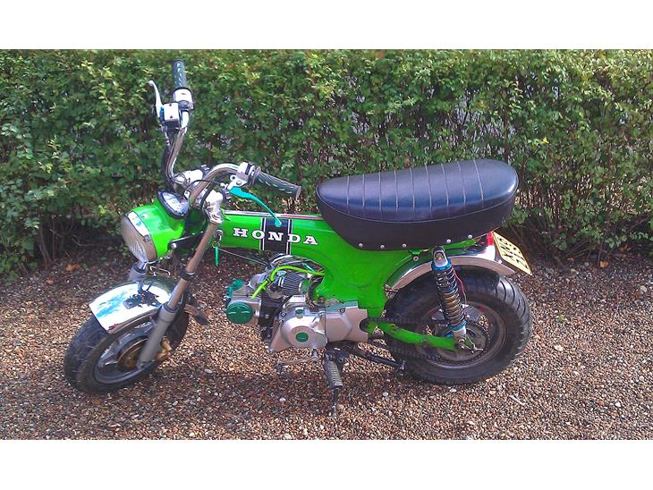 {{currentPhoto.altText}} billede {{currentPhoto.number}}