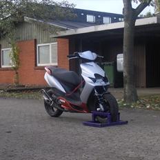 Yamaha Jog R Pata Negra SOLGT !!
