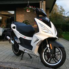 Peugeot Speedfight 3 RS.  SOLGT