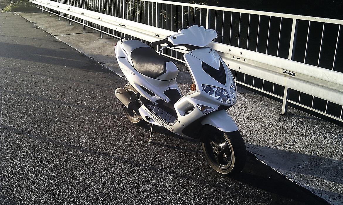 Peugeot speedfight 2 ac (byttet) billede 2