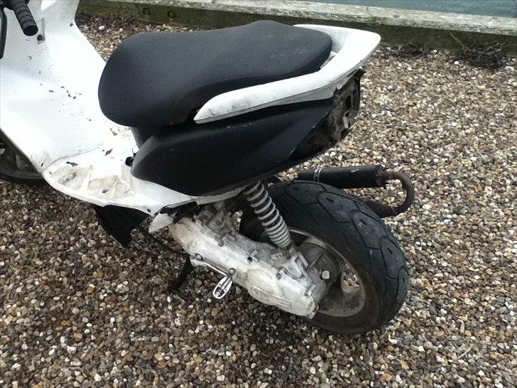 Yamaha Jog R (BYTTET TIL BWS) billede 3