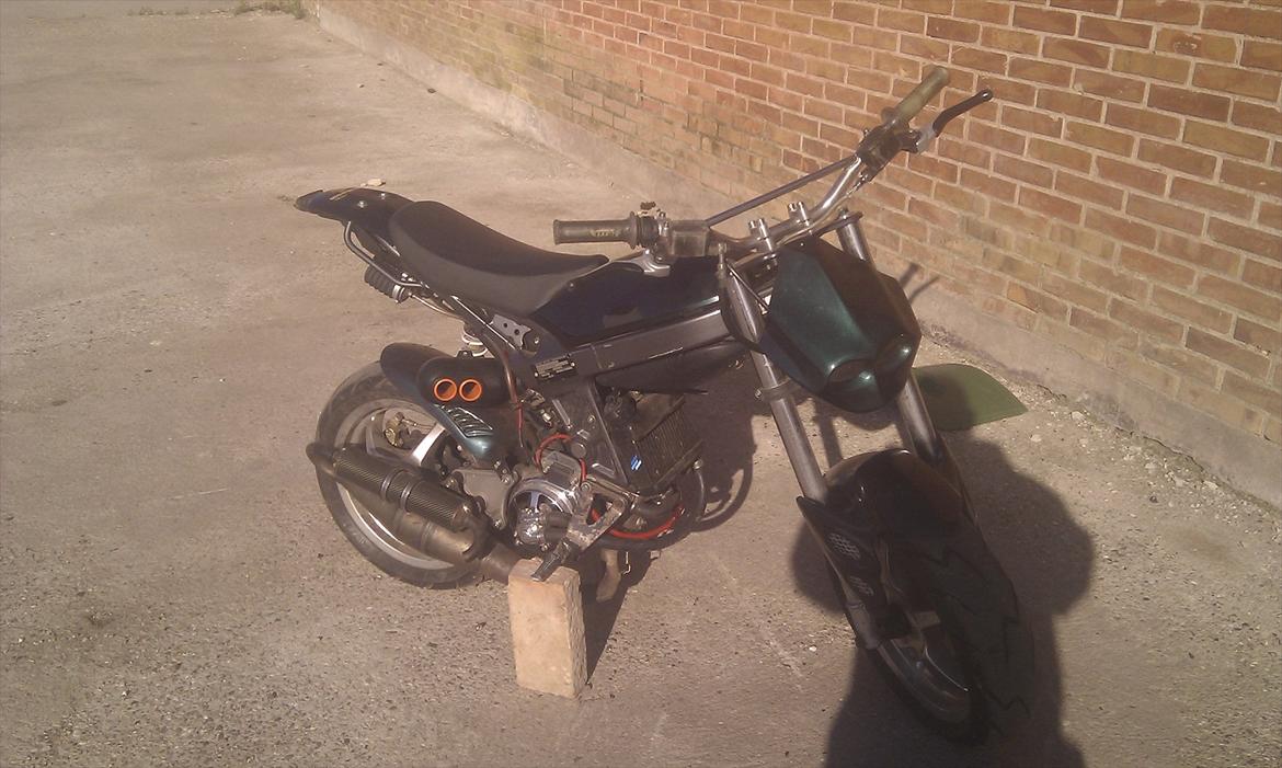 Suzuki STREETROX LC DD EVO2 STREETFIGHTER billede 2