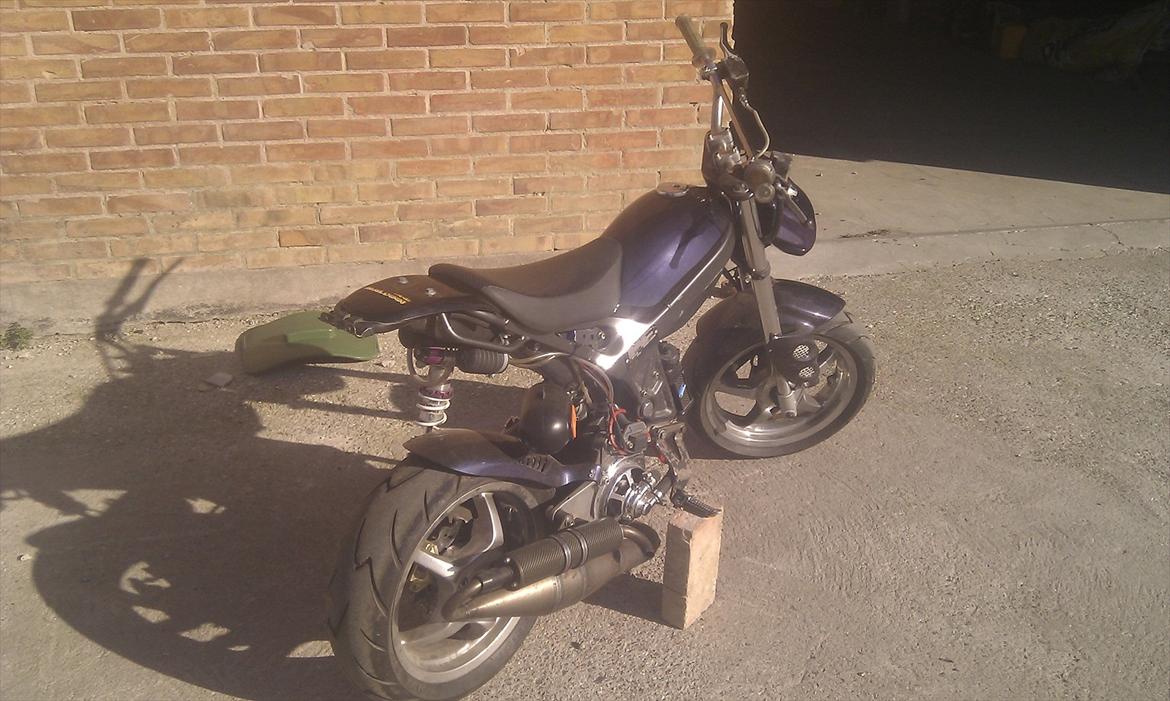 Suzuki STREETROX LC DD EVO2 STREETFIGHTER billede 5