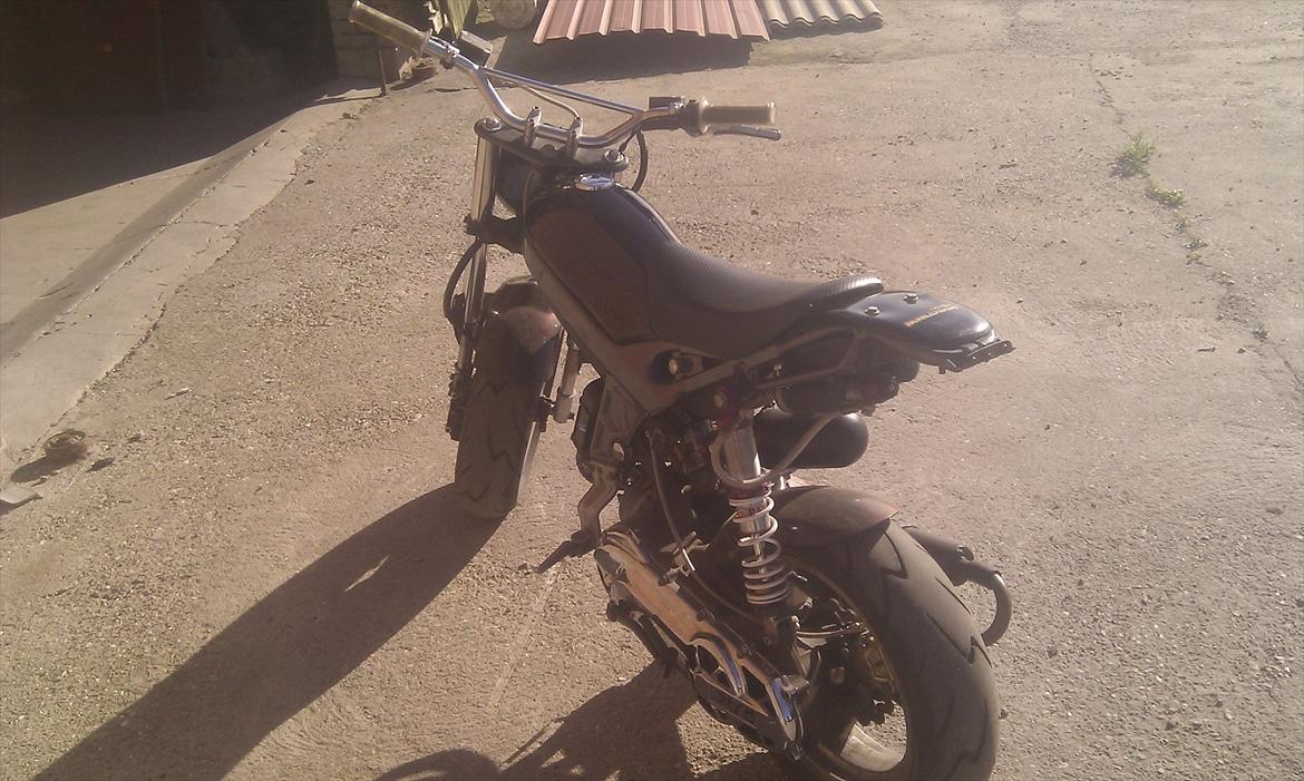 Suzuki STREETROX LC DD EVO2 STREETFIGHTER billede 7