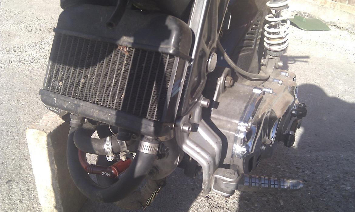 Suzuki STREETROX LC DD EVO2 STREETFIGHTER billede 18