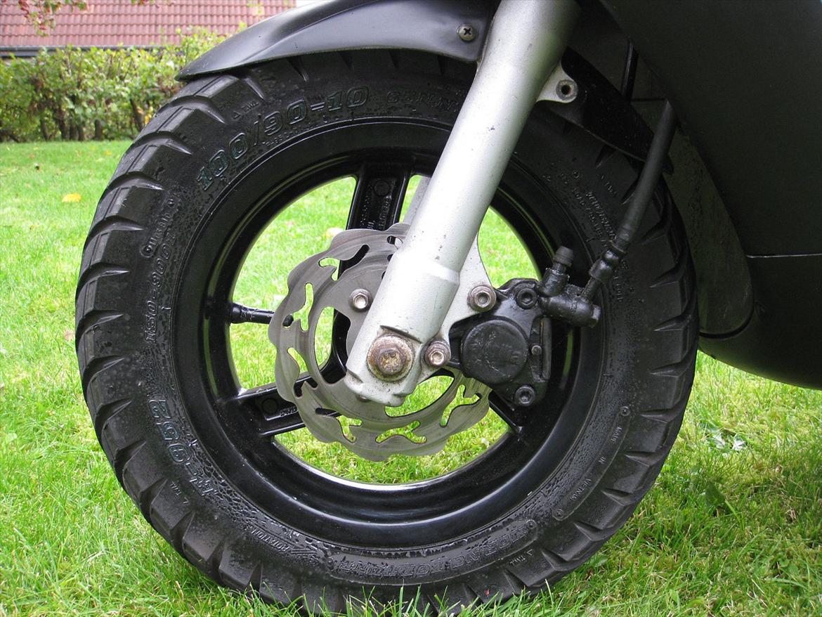 Aprilia Sonic GP  - Ny bremseskive og nyt dæk billede 9