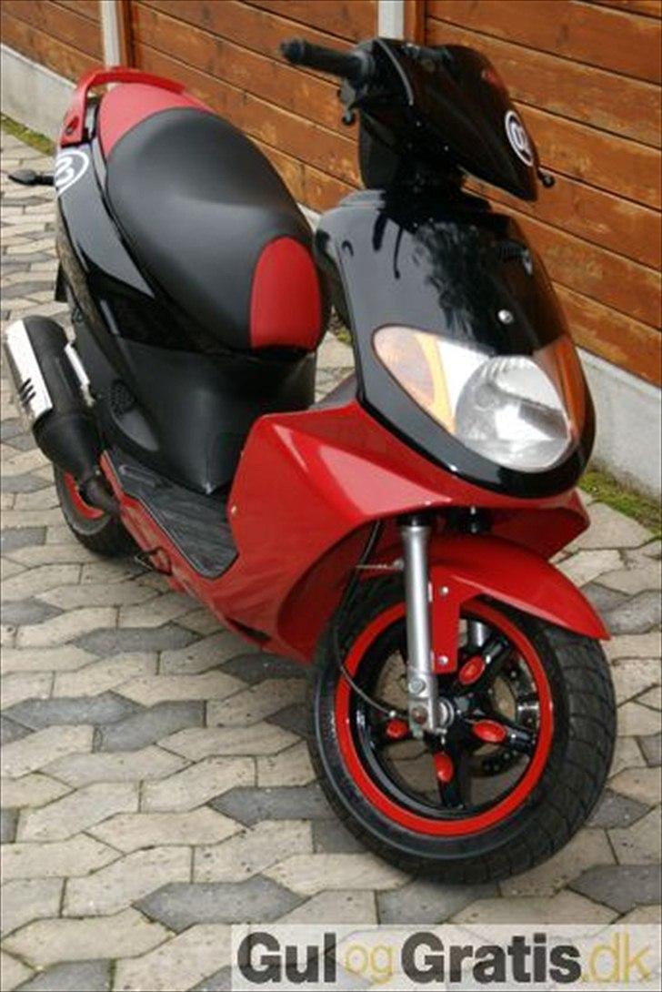 Daelim S-five (SOLGT) - Færdig! Tilsalg! billede 1