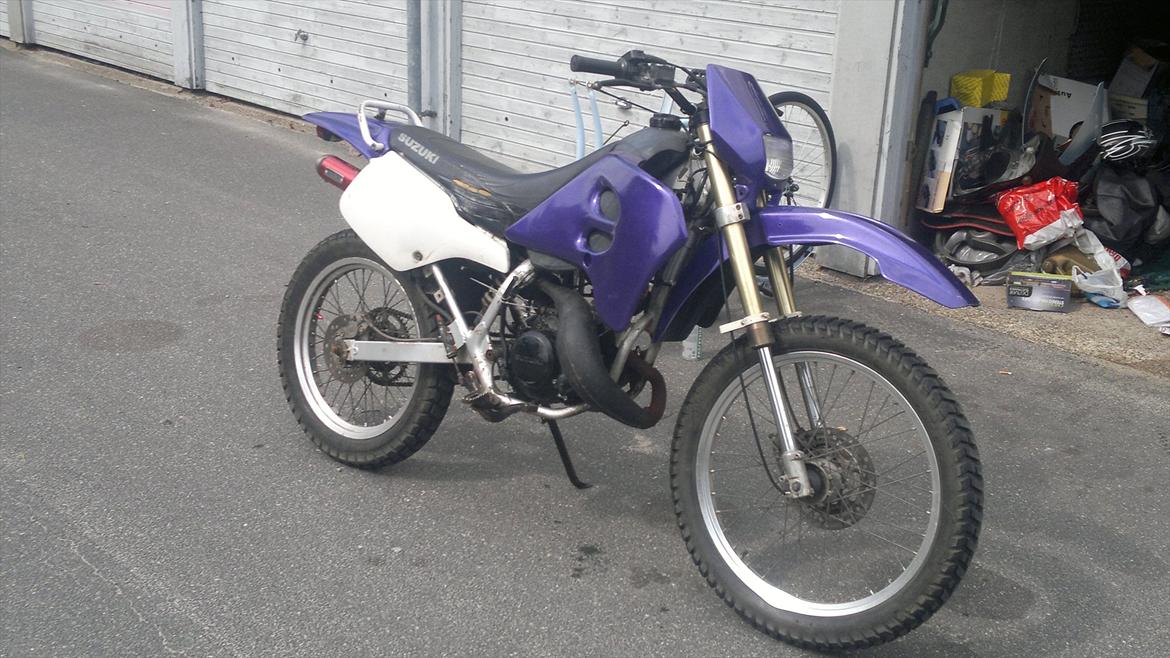 Suzuki Rmx/Smx // SOLGT billede 3
