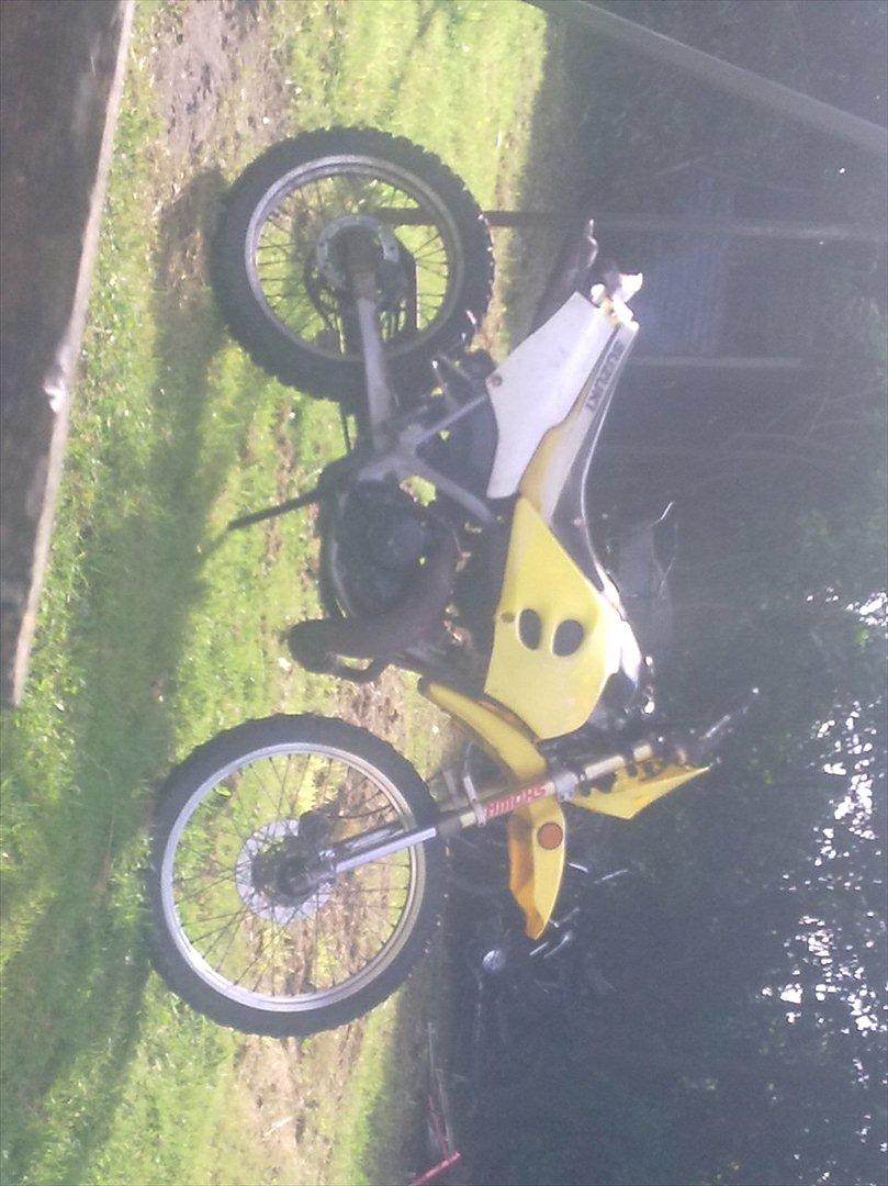Suzuki rmx billede 8