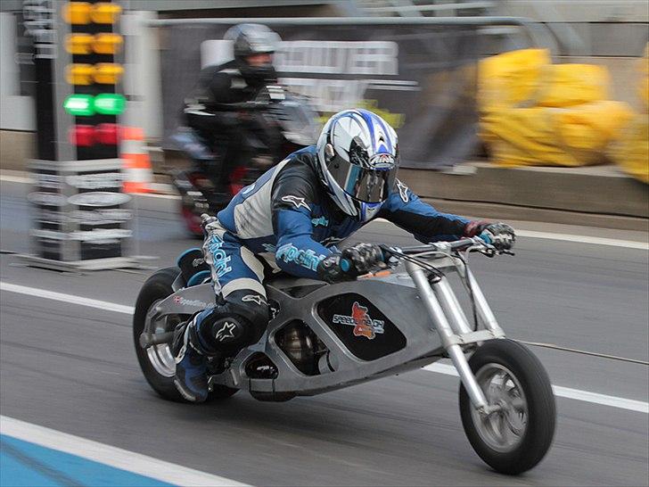 Polini Dragster - DSSC finale på Nürburgring. 1 plads. 2011. 150m: 5,81sek. billede 8