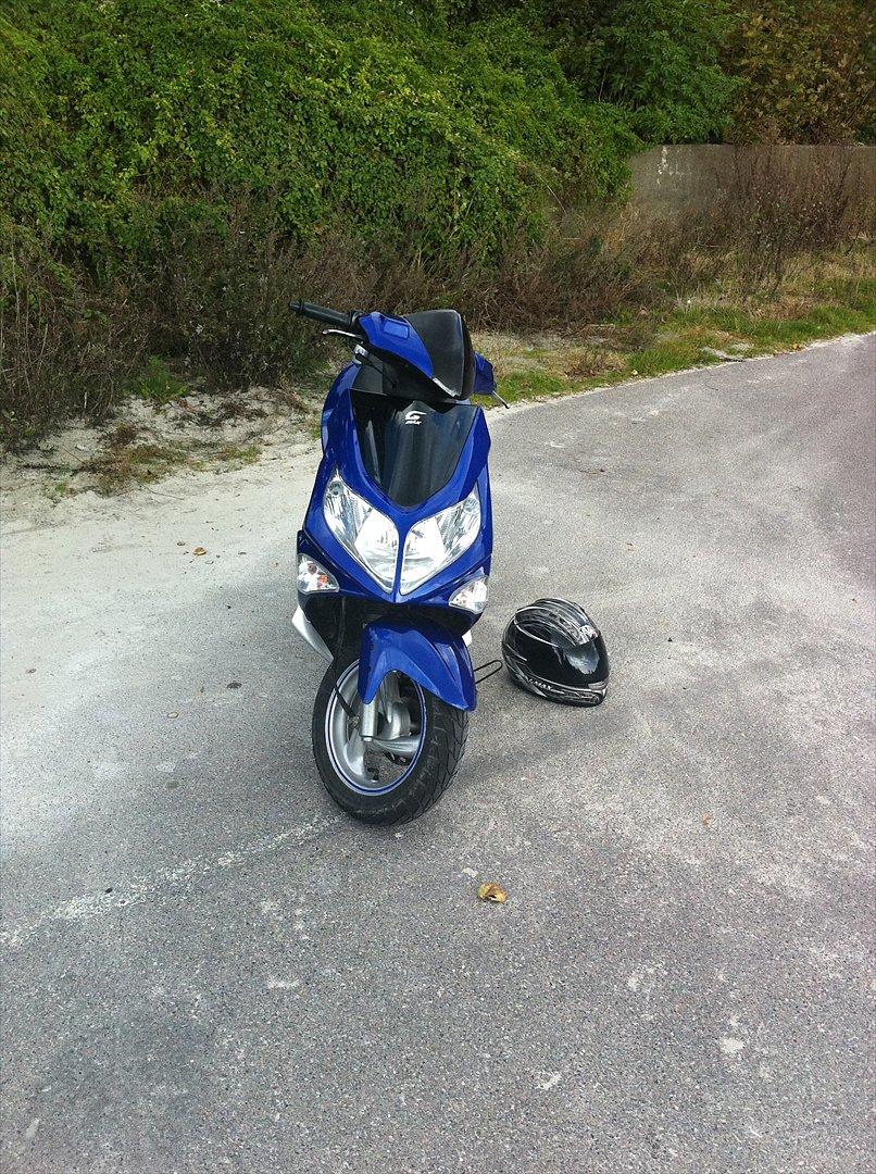 PGO g-max billede 2