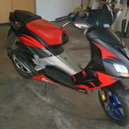 Aprilia SR 50 R Factory [solgt]