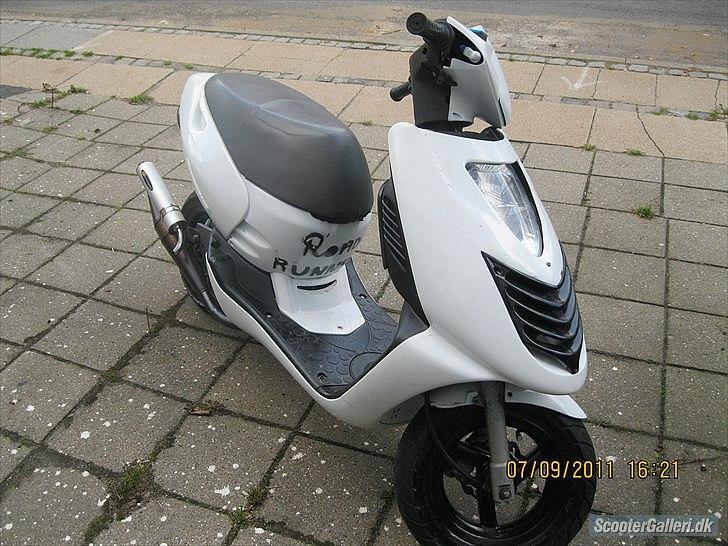 Aprilia sonic byttet til jog r billede 6