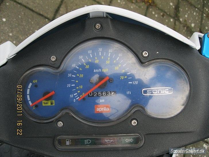 Aprilia sonic byttet til jog r billede 5