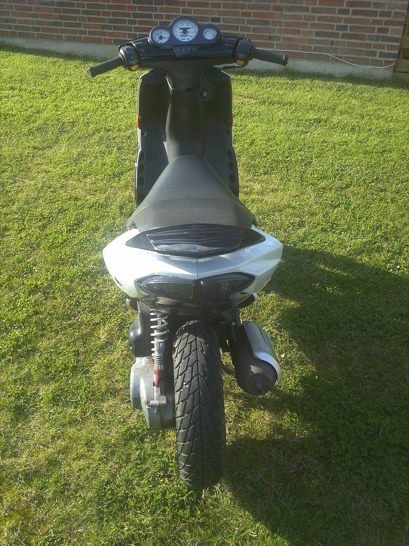 Peugeot Speedfight 2 *SOLGT* billede 2