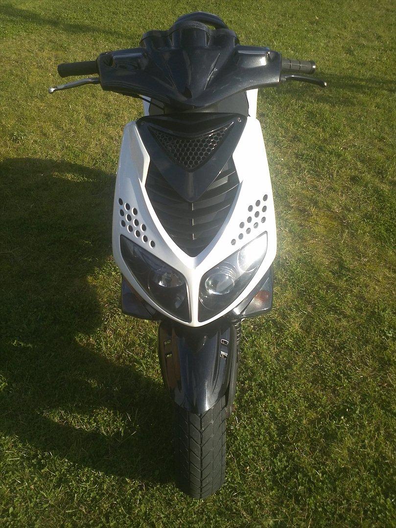 Peugeot Speedfight 2 *SOLGT* billede 9