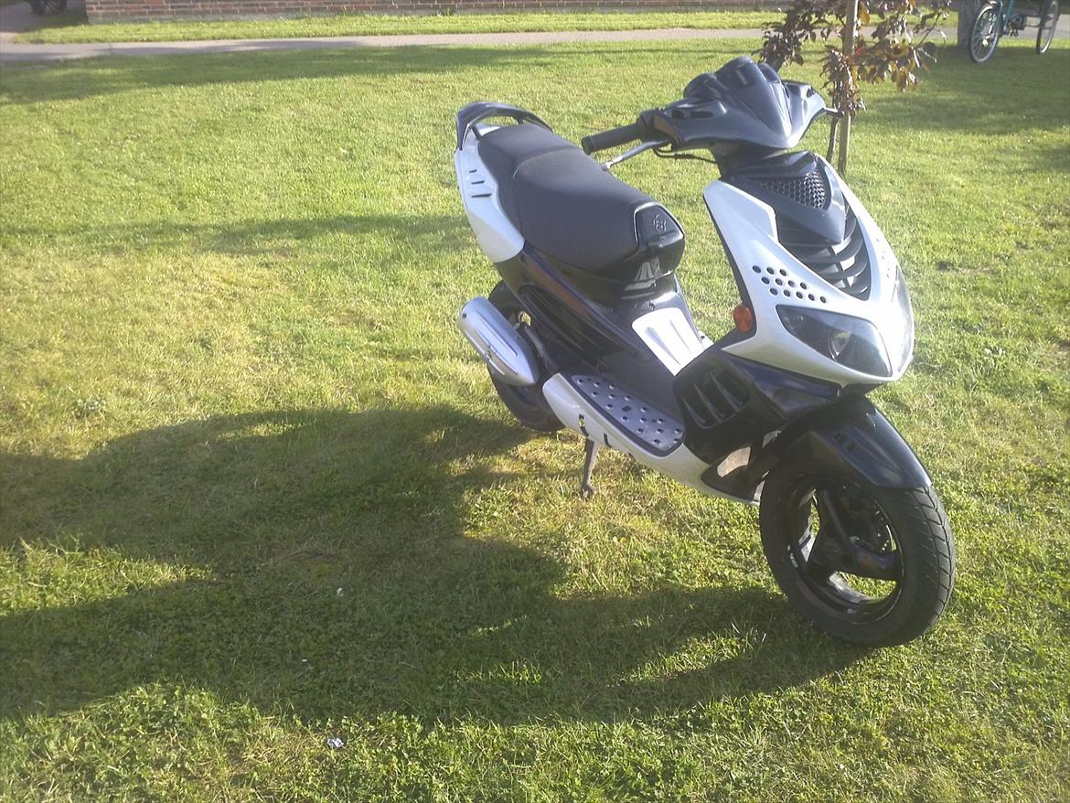 Peugeot Speedfight 2 *SOLGT* billede 10