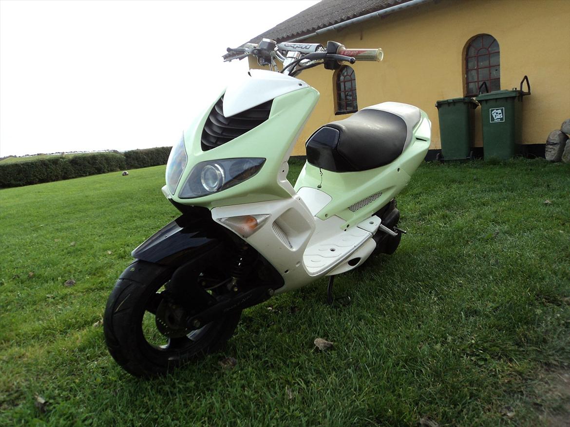 Peugeot Speedfight 2 billede 1