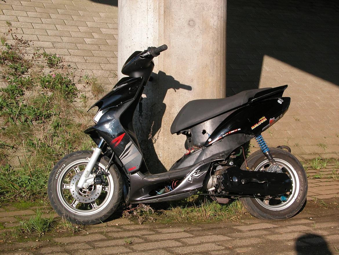 Yamaha jog r billede 2