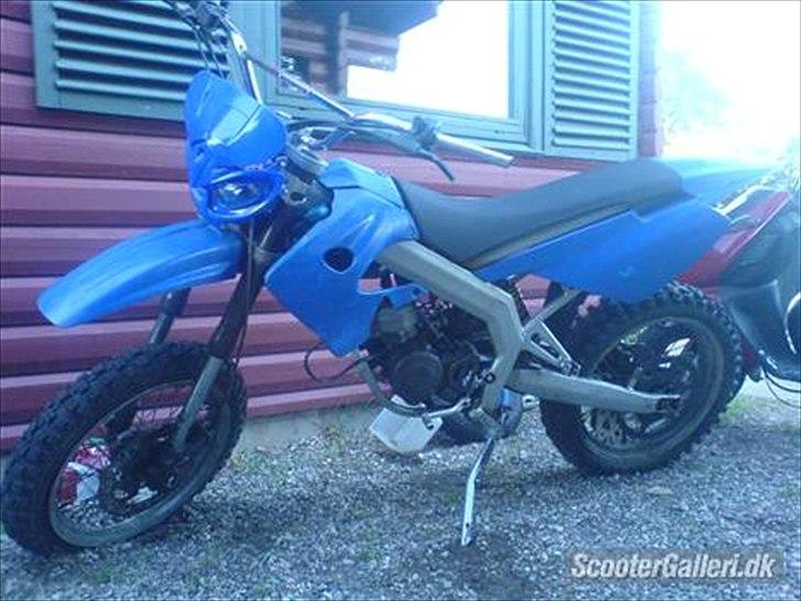 Derbi senda  billede 2