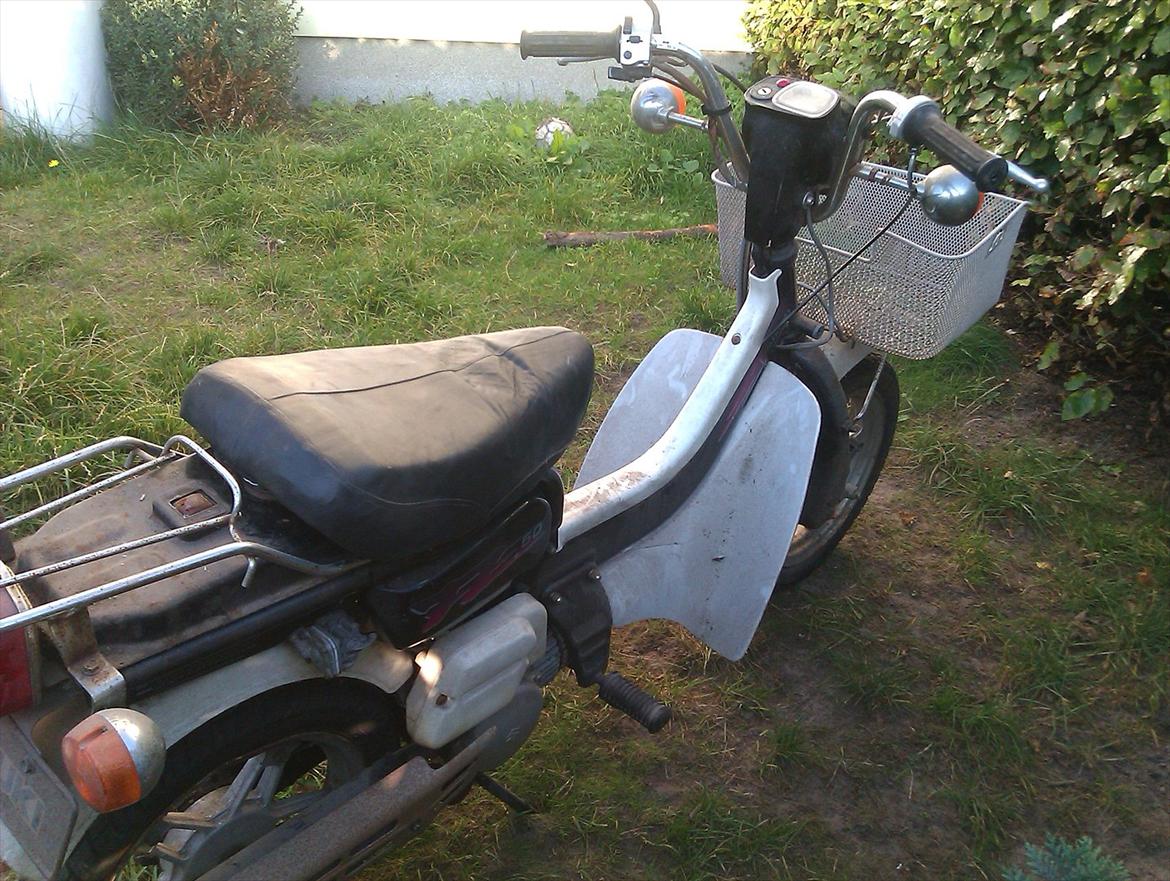 Suzuki fz50 ( solgt 1700 ) billede 4