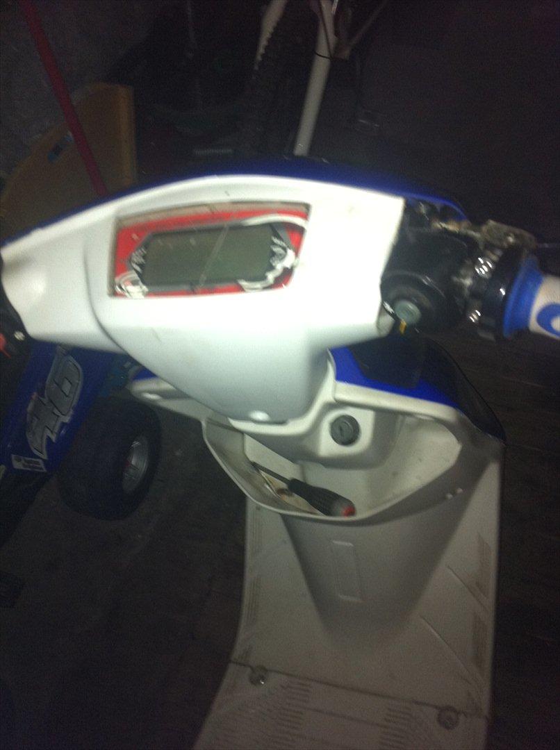 Yamaha jog as (SOLGT) billede 6