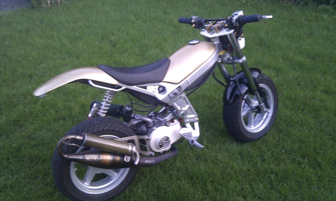 Suzuki Street Magic [Tidl. scooter]  billede 2