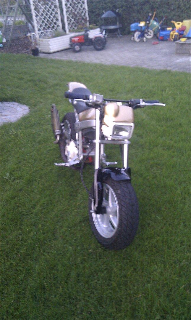 Suzuki Street Magic [Tidl. scooter]  billede 1