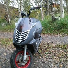 Aprilia Sonic til salg