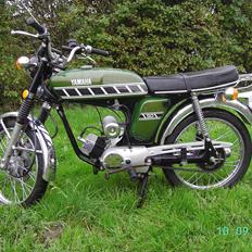 Yamaha Fs1