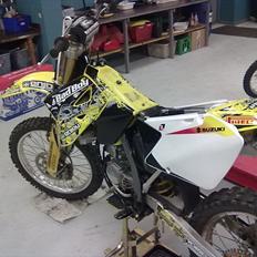 Suzuki 125/85