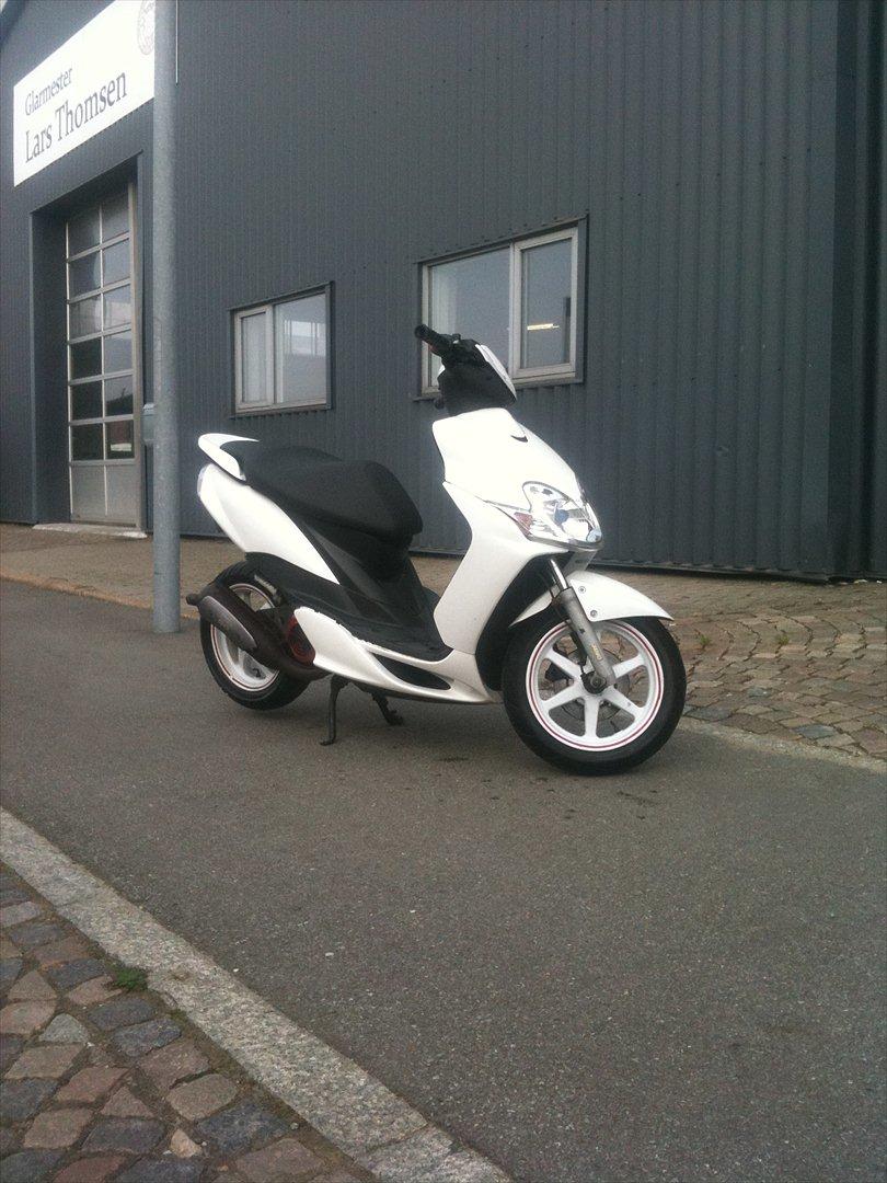 Yamaha jog r billede 1