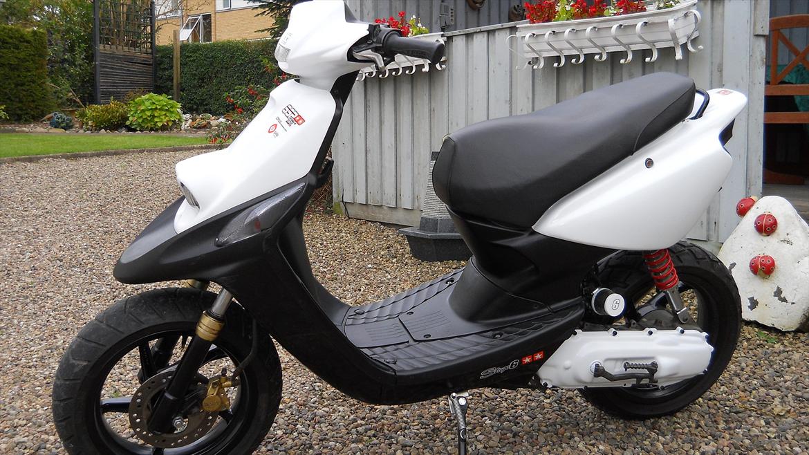 Yamaha bws ng Evo  - som den ser ud nu .. d. 4.10.11
forandring fryder jo .. smid da lige en kommentar hvis det er ..:)  billede 6