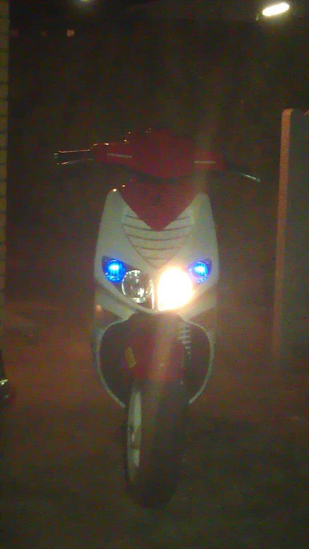 Peugeot Speedfight 2 R-CUP billede 3