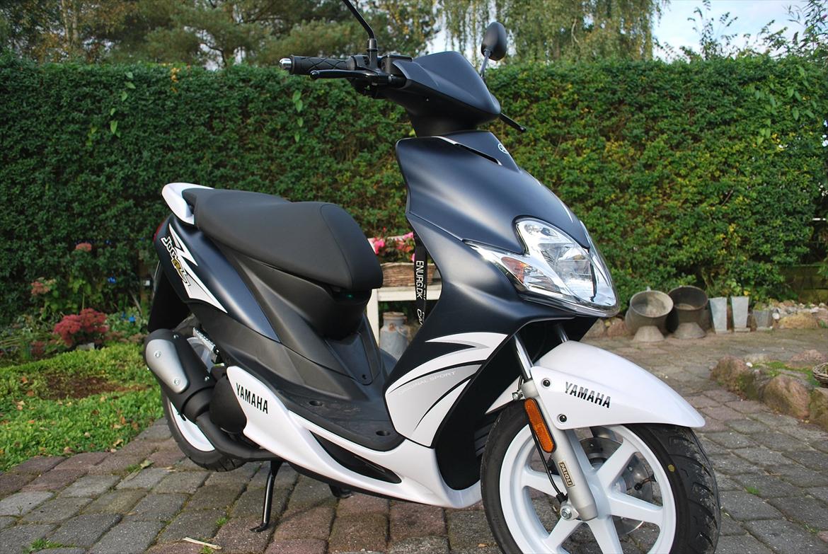 Yamaha Jog R . Hverdagsmaskinen SOLGT!.  billede 3