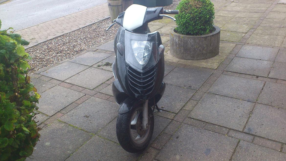 Aprilia sonic (taget af politiet) billede 2