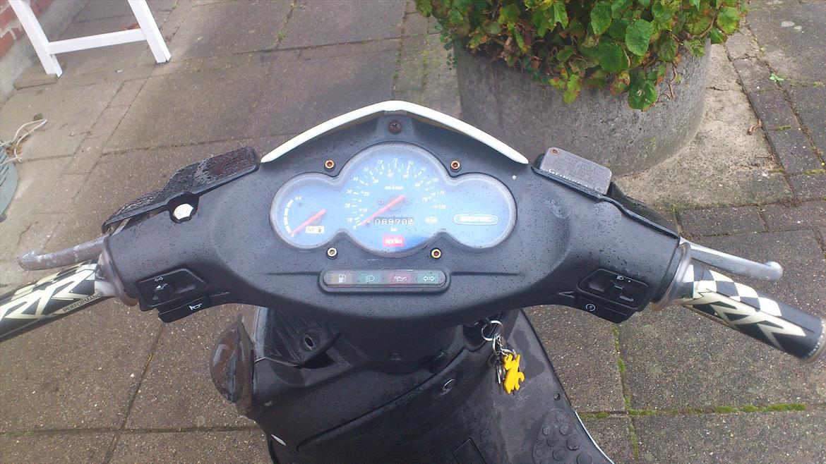 Aprilia sonic (taget af politiet) billede 5