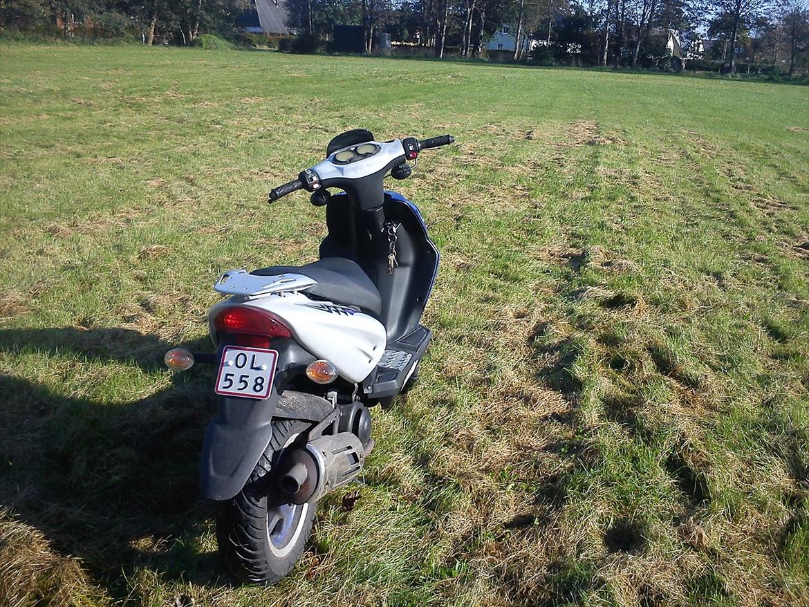 Keeway F-ACT  45 scooter, SOLGT billede 8