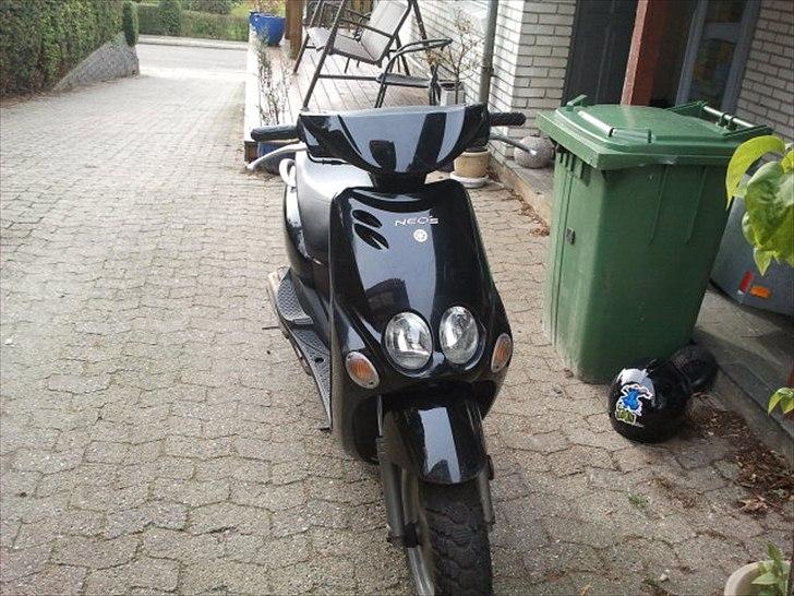 Yamaha neos billede 1