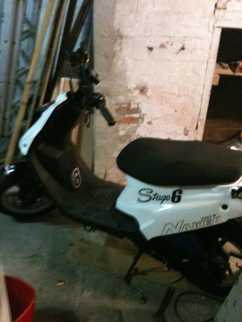 PGO Hot Naked billede 6