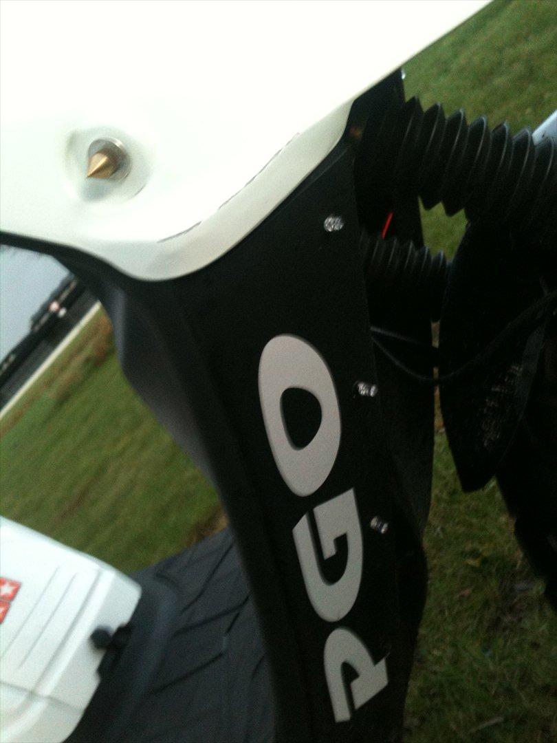 PGO Hot Naked billede 15