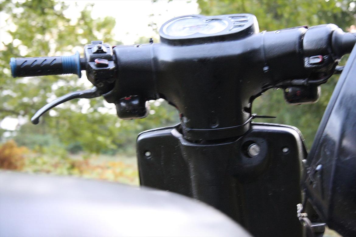 Peugeot knepscooter aka. jytte (tkr) billede 1