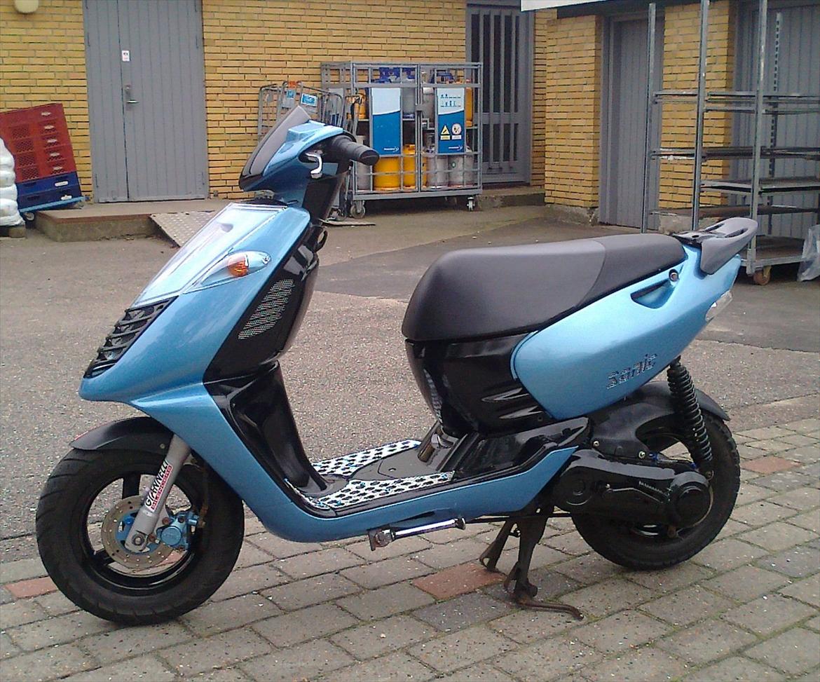 Aprilia sonic SOLGT billede 2