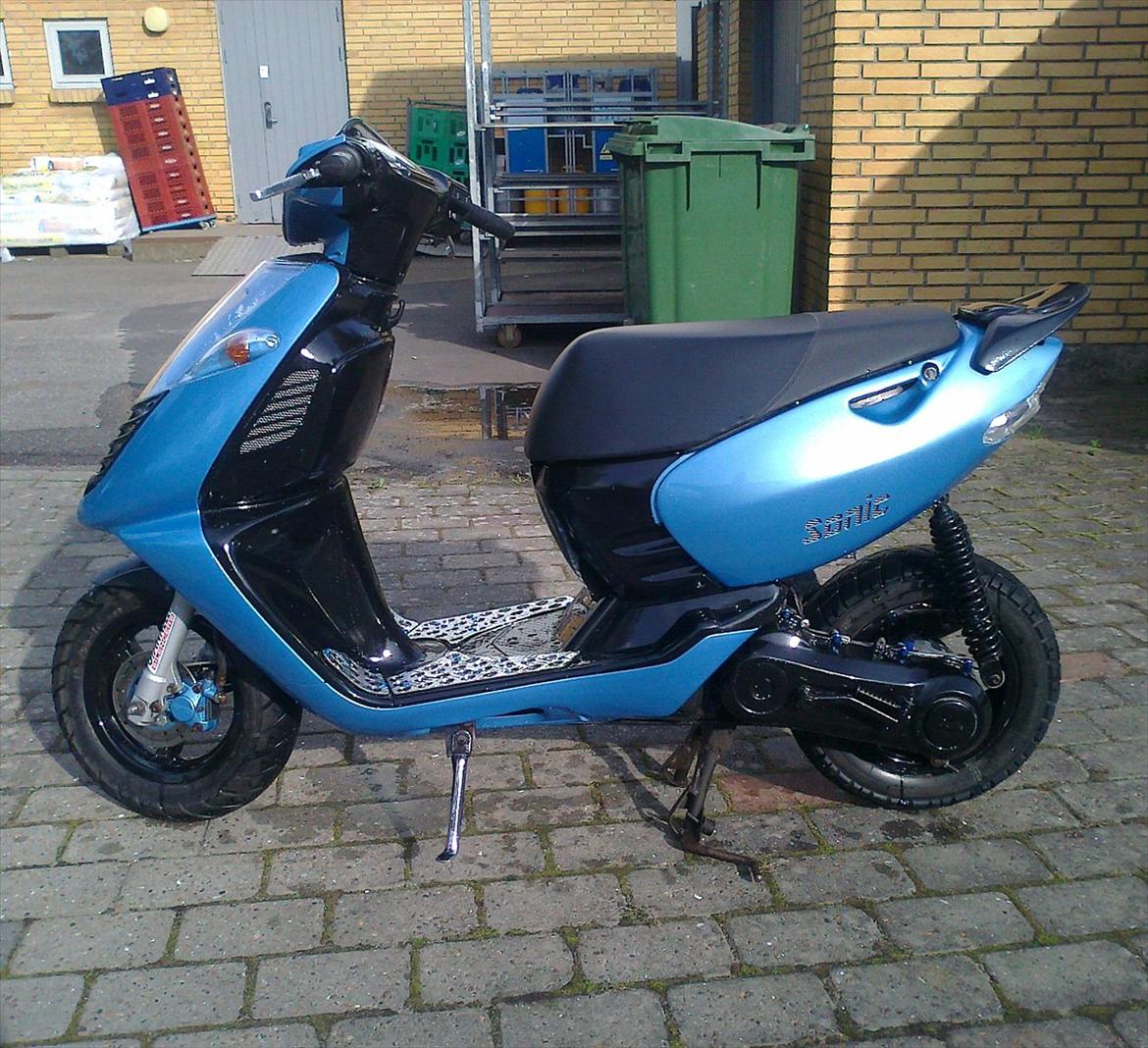 Aprilia sonic SOLGT billede 8