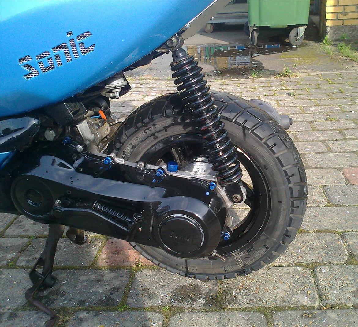 Aprilia sonic SOLGT billede 9