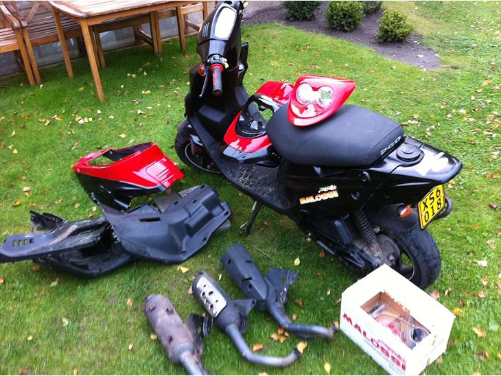 {{currentPhoto.altText}} billede {{currentPhoto.number}}