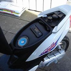 Yamaha Jog r (Projekt LC)