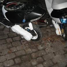 Aprilia ^^sonic^^  Niiiice....