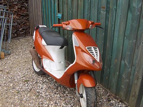 Piaggio nrg mc3 (solgt) billede 2