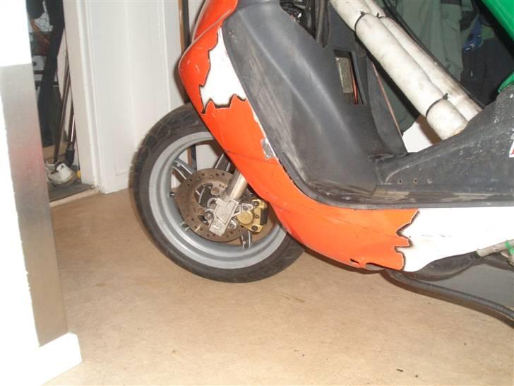 Aprilia sr50 Baneracer til salg billede 2